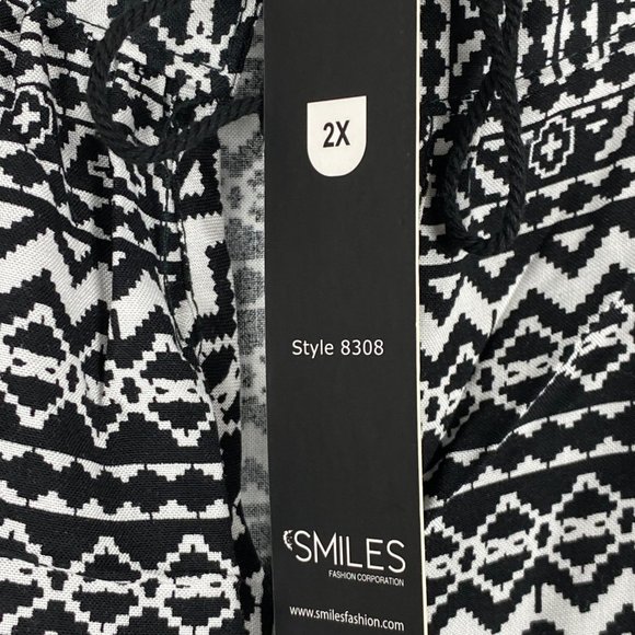 Unique Spectrum Black White Sleeveless Tank 2X - Picture 6 of 13